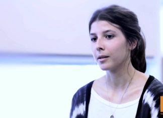 Чуйте как пее внучката на Симеон Сакскобургготски