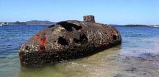 Изоставена подводница край Сан Франциско.