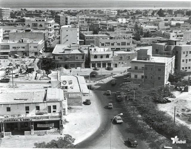 Първият магазин от веригата Джаианмал е открит в Дубай през 1956 г.