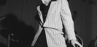 elvis 4