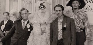 2AB69AD200000578-0-image-m-25_1437469076925