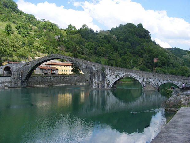 Дяволския мост Моцано Италия