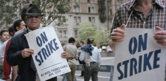 at-the-same-time-she-was-taking-these-photos-in-new-york-delaney-was-finishing-up-a-project-in-san-francisco-about-the-changing-demographics-of-that-city