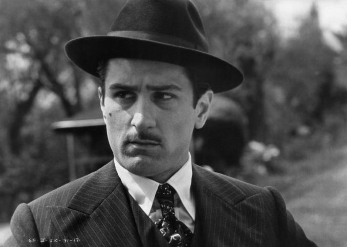 Дон Вито Корлеоне в изпълнение на великия Робърт Де Ниро. 
