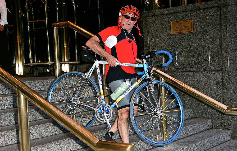 robin_williams_bike