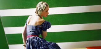 Dress-by-Hattie-Carnegie-1939-_Conde-Nast-Horst-Estate