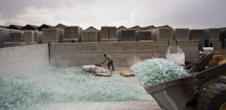 http-mashable.comwp-contentgalleryisrael-glassisrael_glass_017